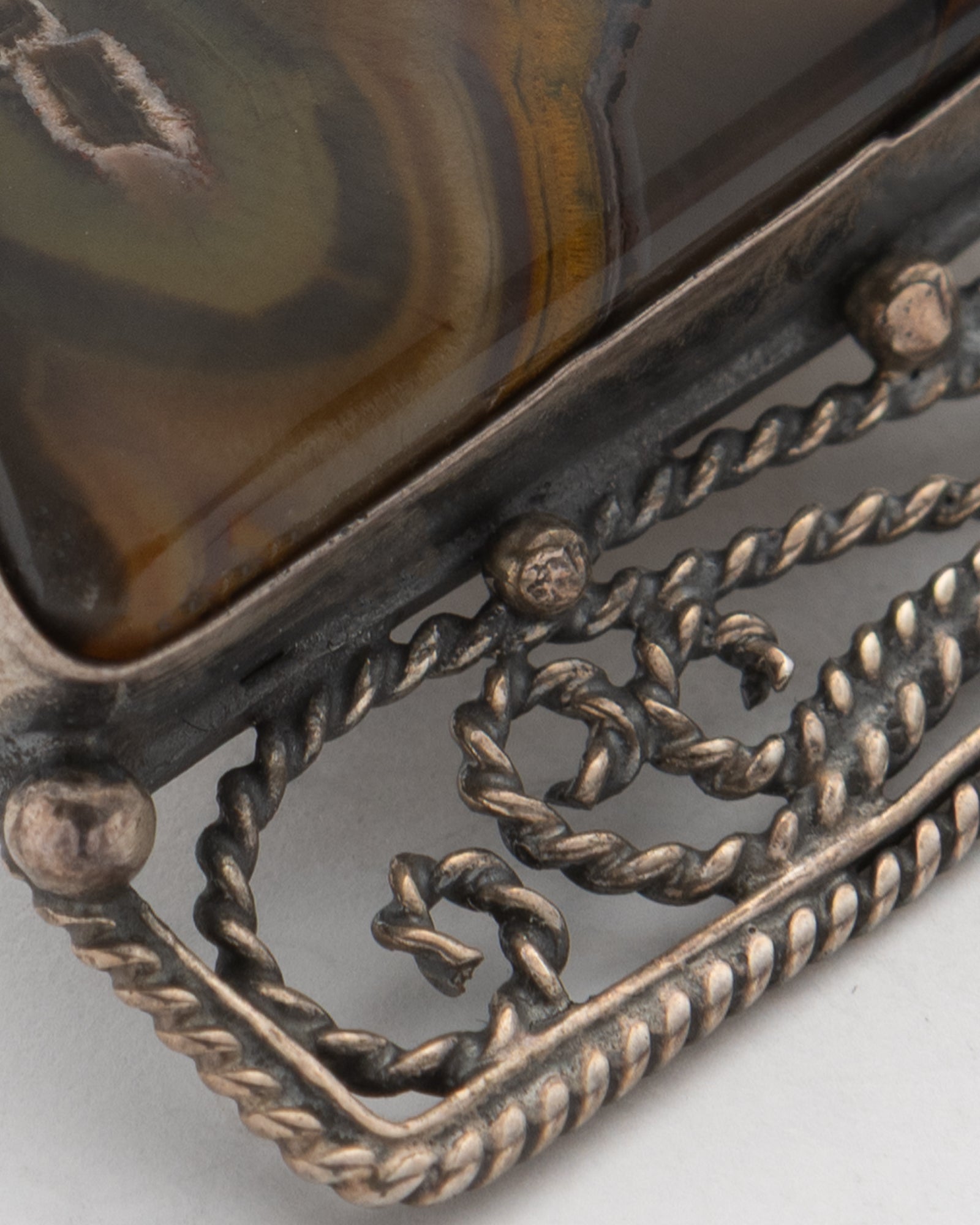 Brown-Gray Half-Moon Agate Brooch and Ring Set - 2100 7170