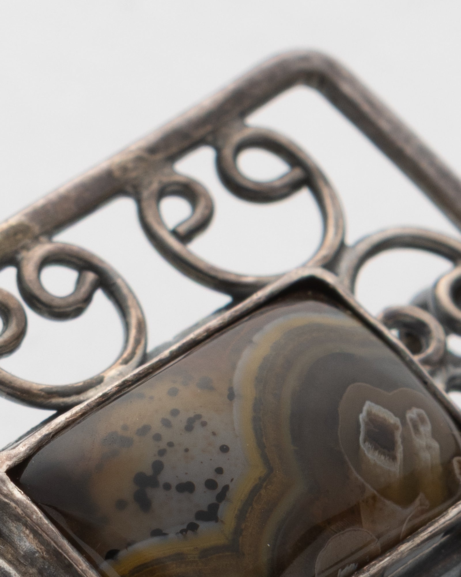 Brown-Black-Cream Rectangular Agate Brooch - 2100 7187