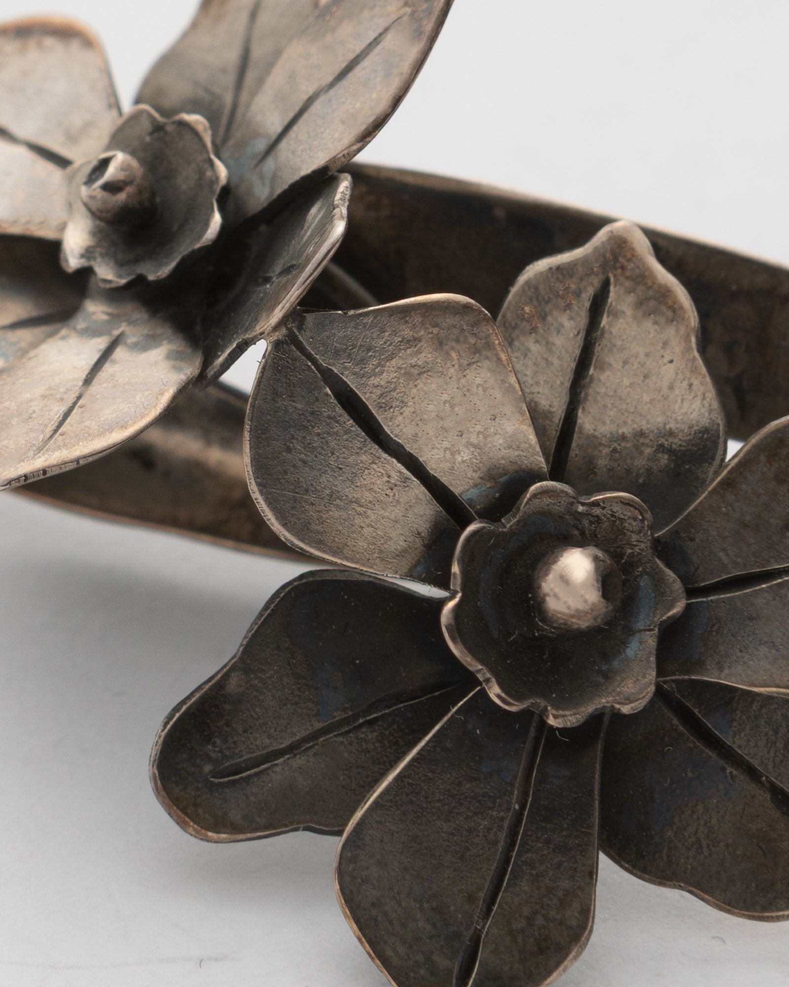 Silver Daffodil Flower Brooch - 2100 7743