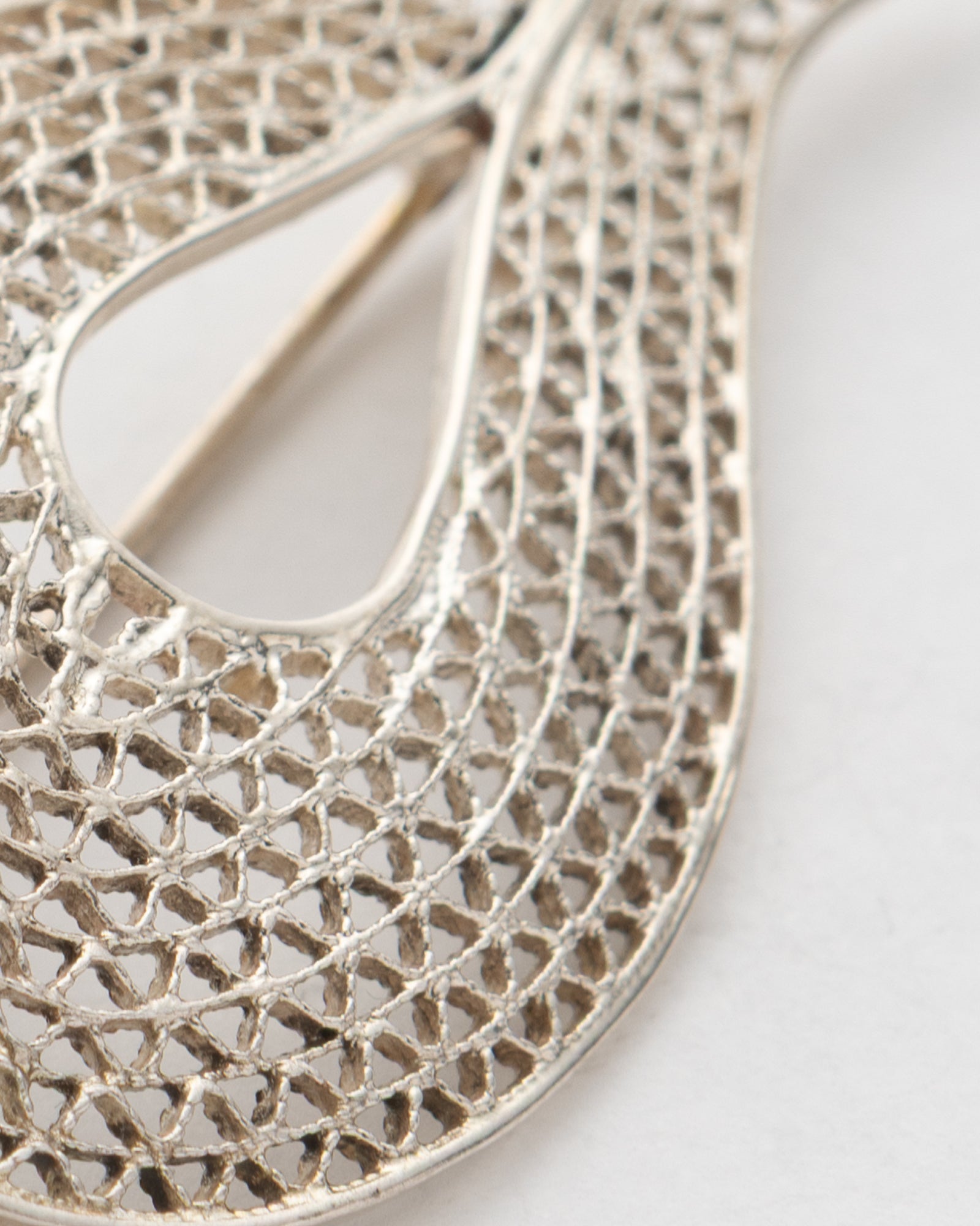 Silver Tulip Shaped Filigree Brooch - 2101 2730