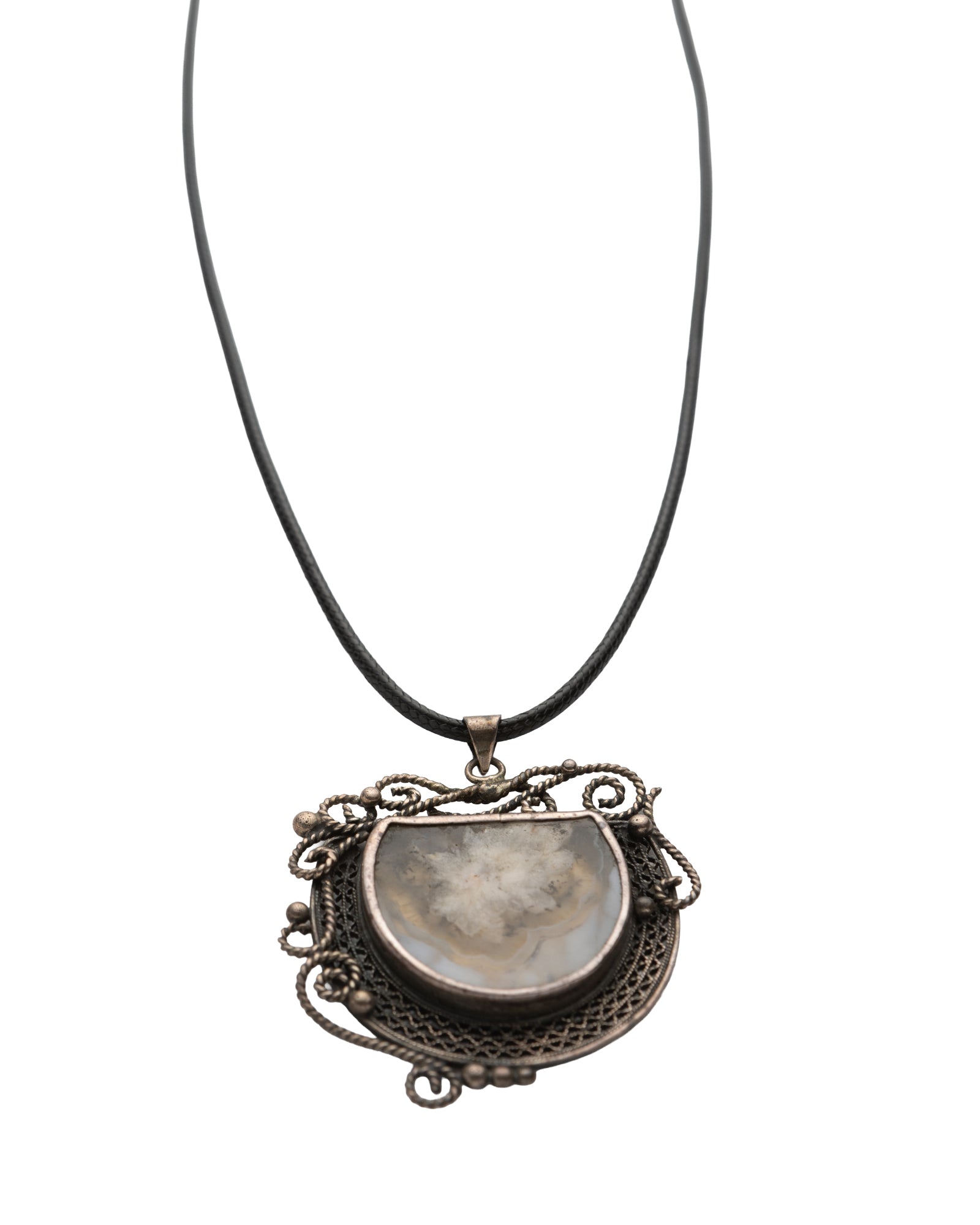 Pink-White Patterned Agate Leather Cord Necklace - 2101 1115