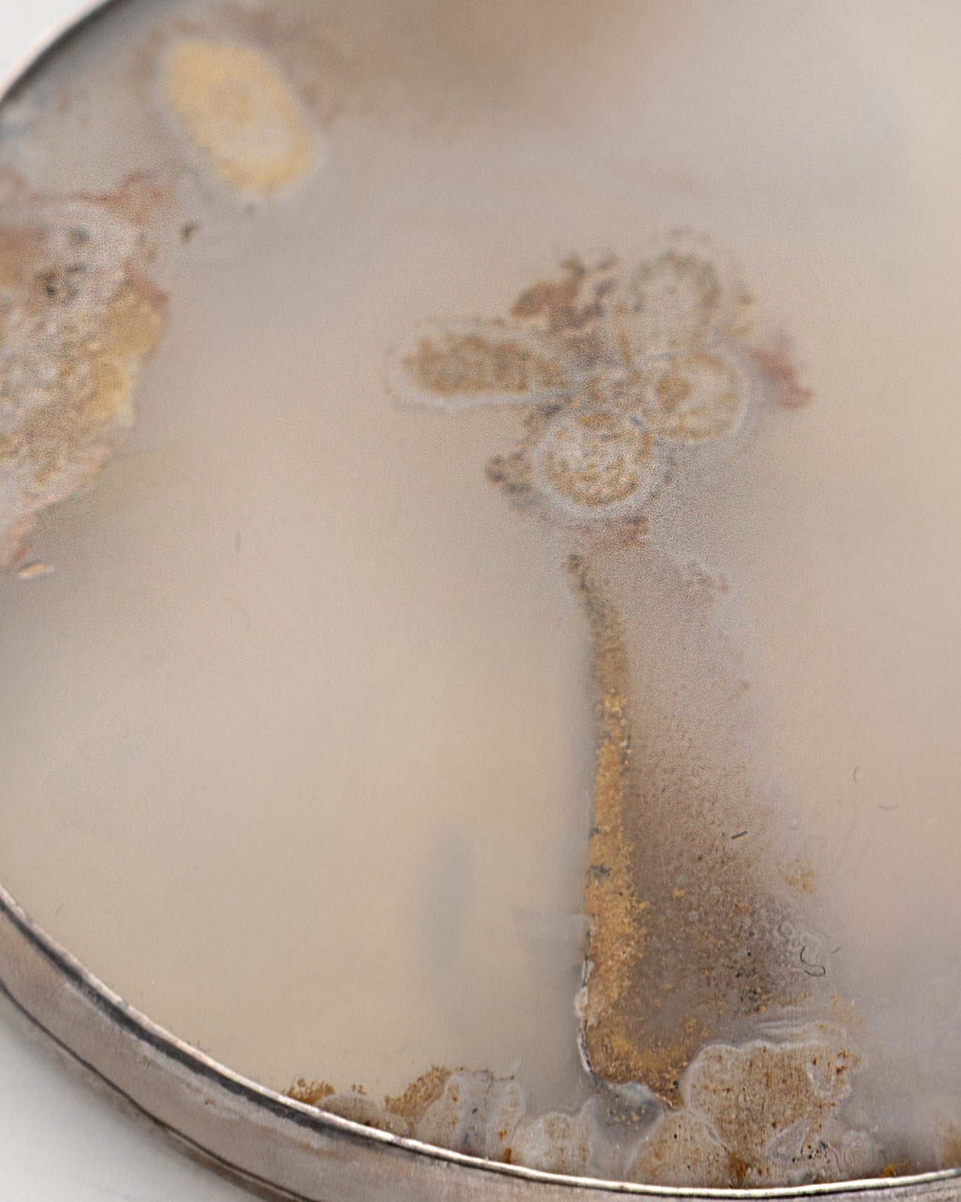 Blue-Gray Patterned Transparant Rounded Agate Necklace - 2101 3140