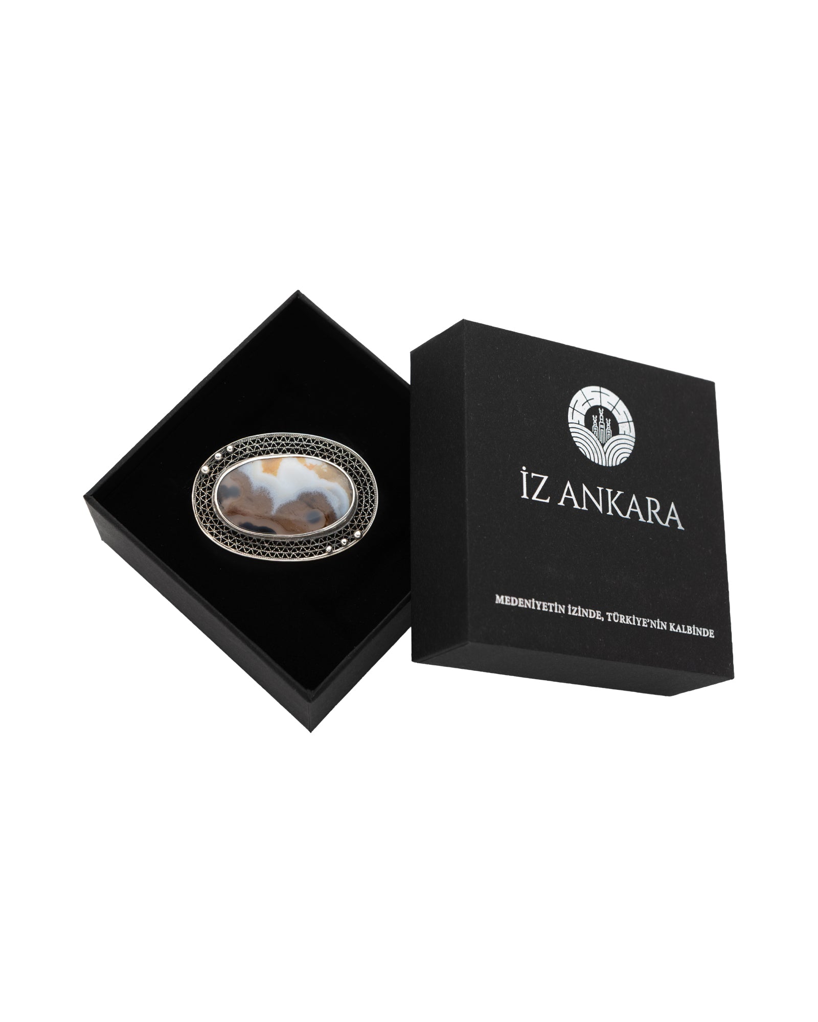 Yellow-White Oval Shaped Agate Brooch - 2101 3041