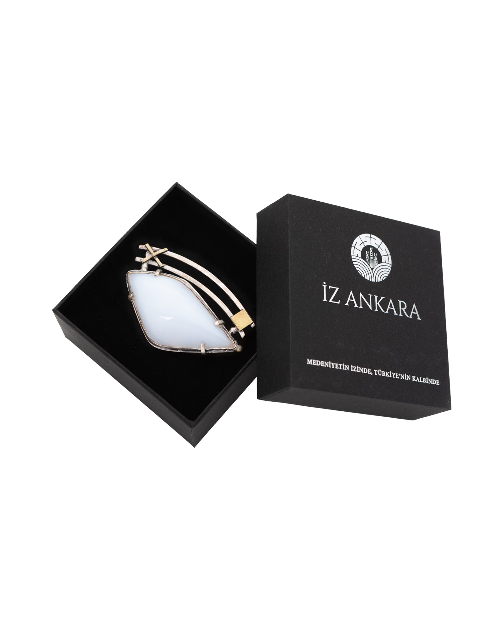 White-Silver Amethyst Brooch - 2100 9495