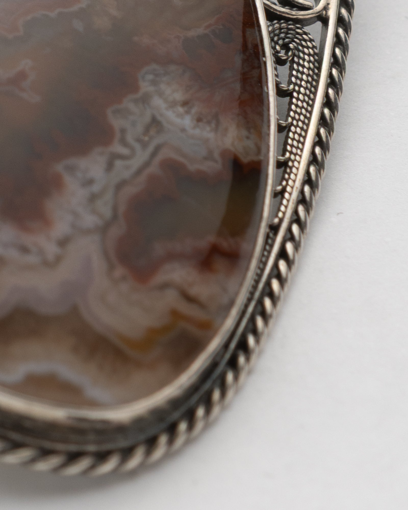 Brown - Beige Teardrop Shaped Agate Stone Filigree Brooch - 2101 3072 - izankara