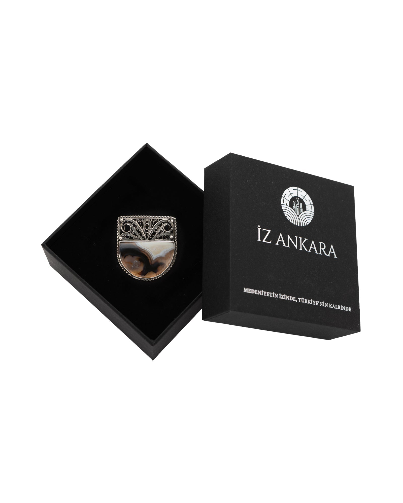Çubuk Agate Stone Filigree Shield Silver Brooch - 21012662 - izankara