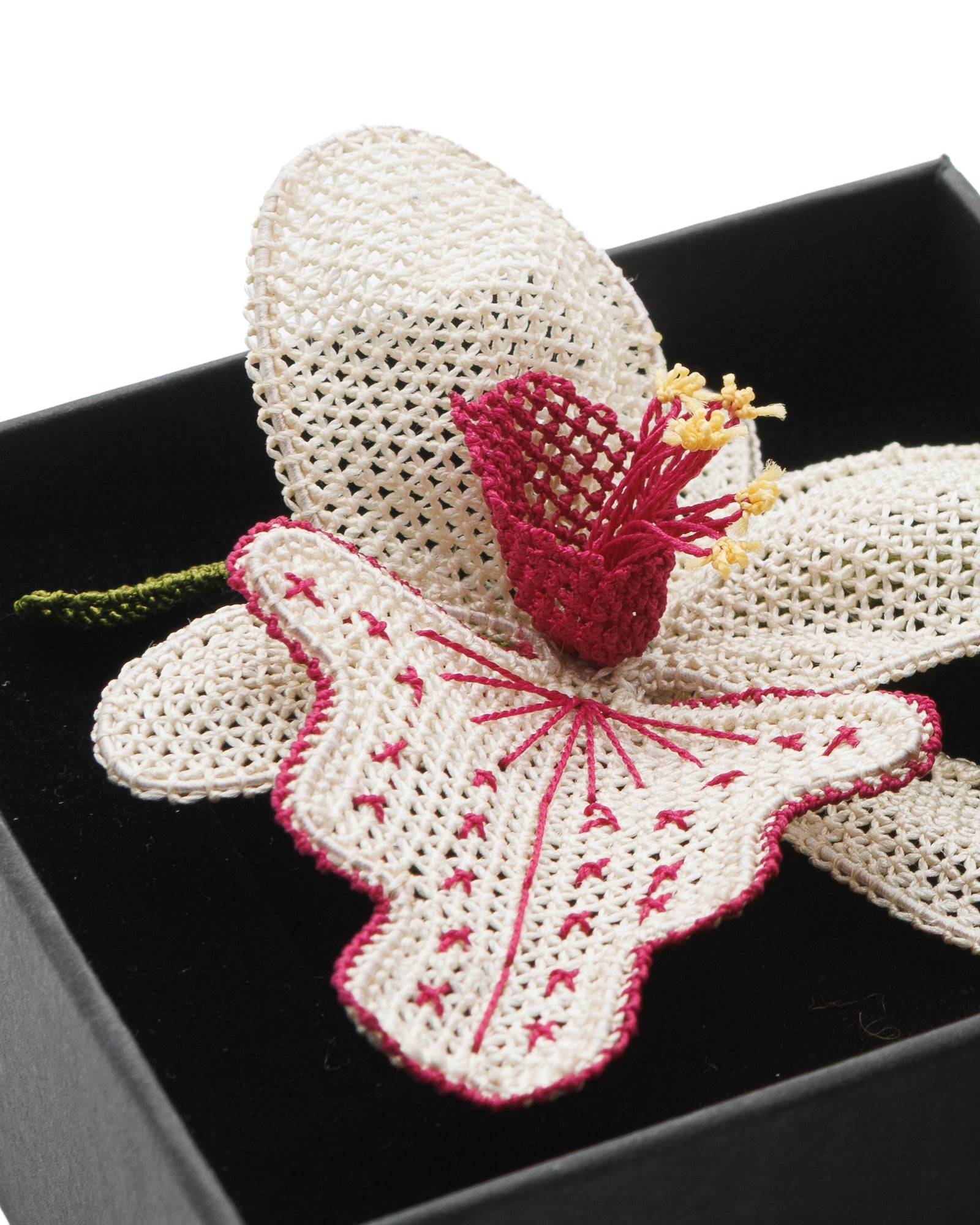 Orchid Flower Motif Brooch - izankara