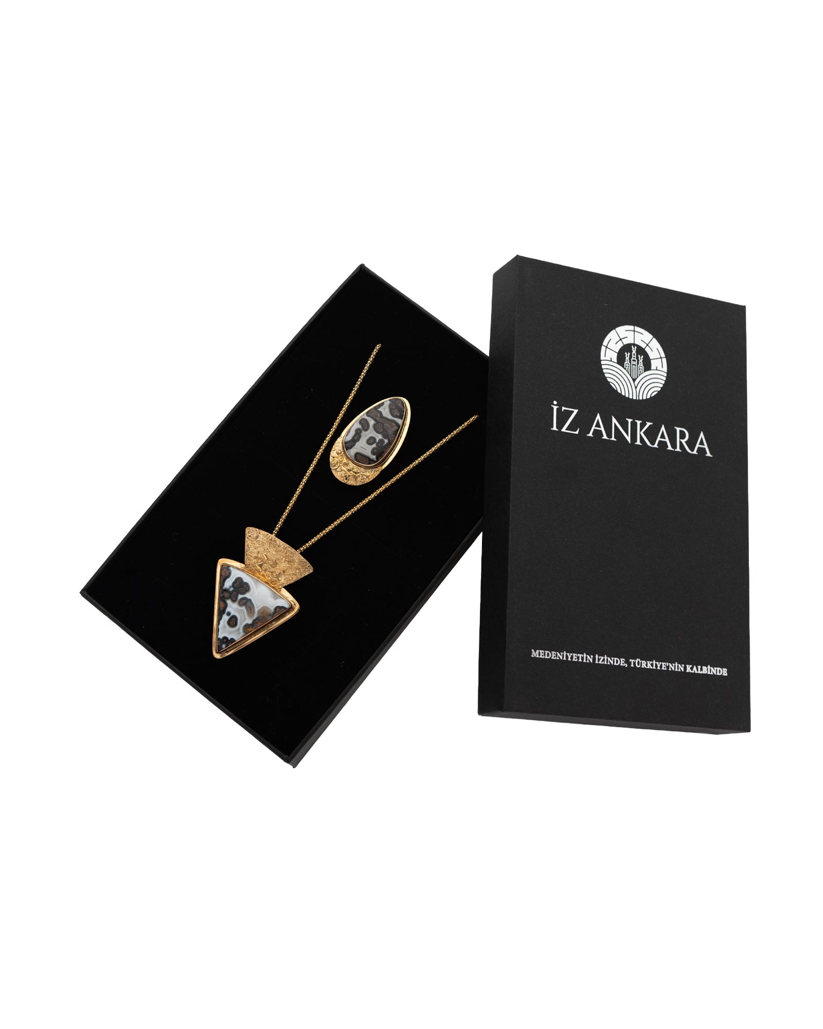 White - Brown Patterned Triangle and Oval Agate Necklace and Ring Set - 2100 7422 - izankara