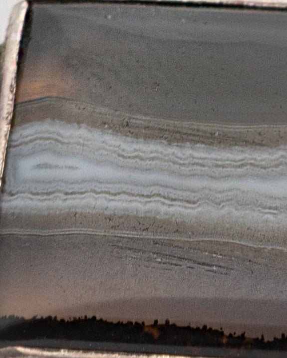White - Brown Striped Rectangular Agate Necklace - 2100 7552 - izankara