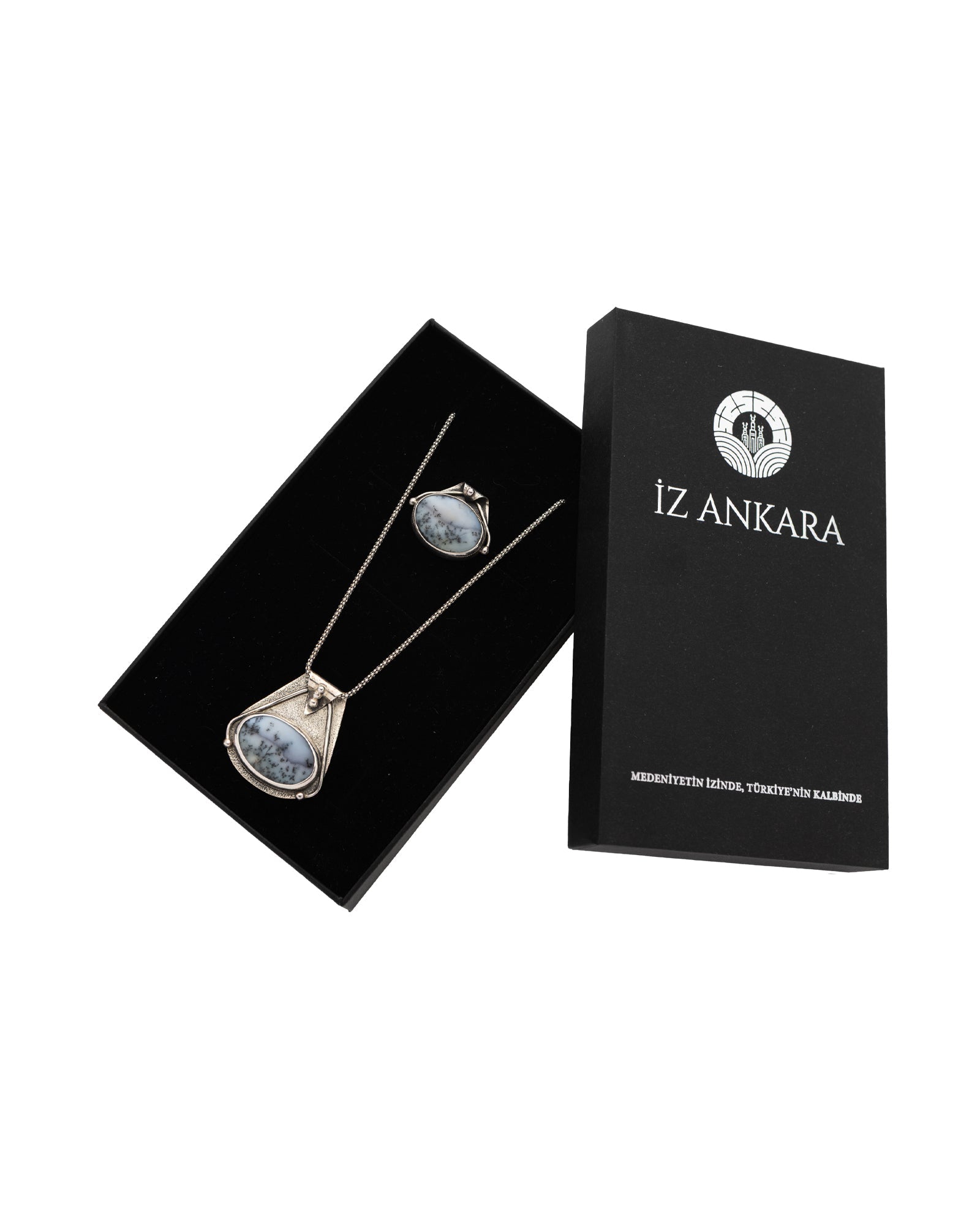 White - Grey Wood Patterned Oval Agate Stone Necklace and Ring Set - 2101 3133 - izankara